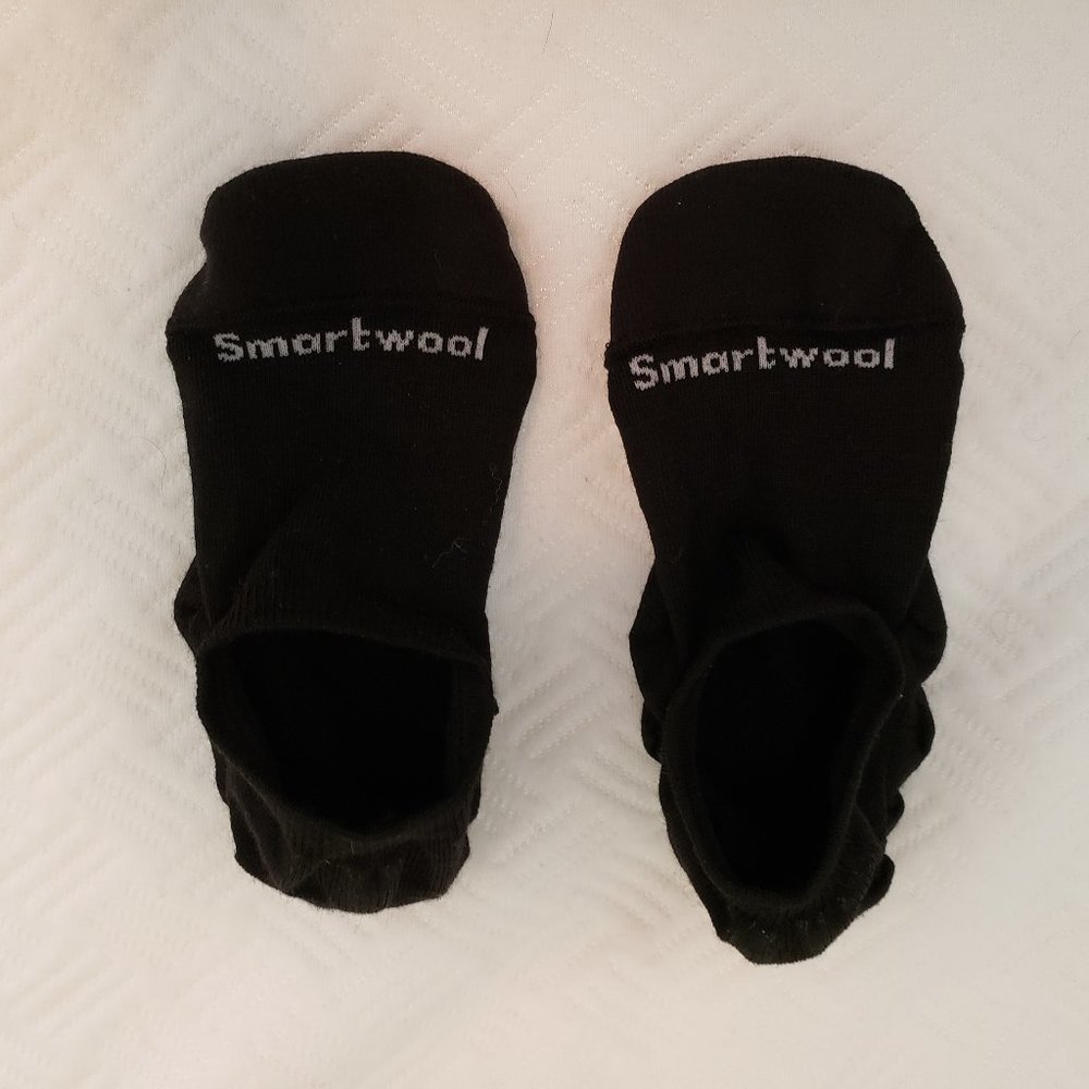 Black women's Smartwool "No Show" Zero Cushion socks